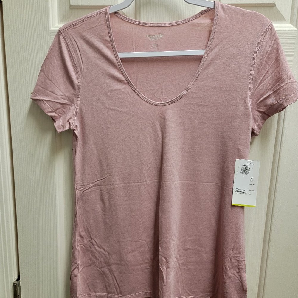 Old Navy Tee